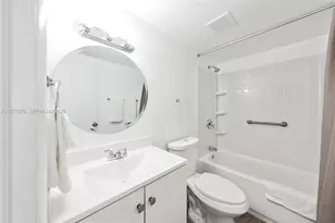 1051 NE 163rd St, North Miami Beach, FL 33162 - Photo 4