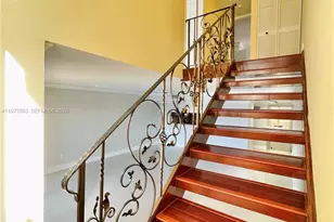 10000 NW 9th St Cir, Miami, FL 33172 - Photo 10