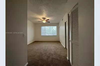 8064 Sanibel Dr, Tamarac, FL 33321 - Photo 12