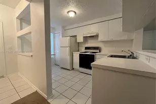 8064 Sanibel Dr, Tamarac, FL 33321 - Photo 4