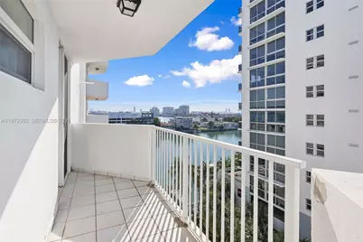 7933 West Dr #819, North Bay Village, FL 33141 - Photo 16