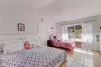 10125 SW 139th Pl, Miami, FL 33186 - Photo 10