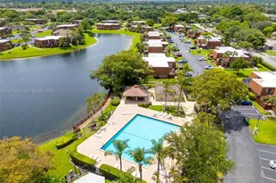 11903 SW 11th Ct, Davie, FL 33325 - Photo 20