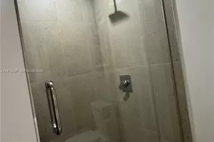 11 6th, Miami, FL 33132 - Photo 20