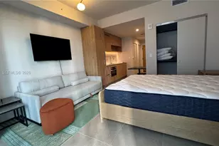 11 6th, Miami, FL 33132 - Photo 16