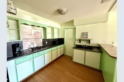 11460 NW 37th St, Sunrise, FL 33323 - Photo 6