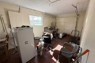 11460 NW 37th St, Sunrise, FL 33323 - Photo 16