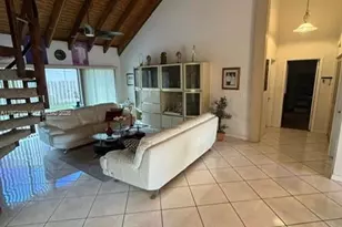 2560 Azalea Ave, Miramar, FL 33025 - Photo 4