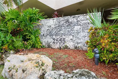 2555 Collins Ave #1414, Miami Beach, FL 33140 - Photo 56