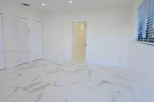 891 W 53rd St, Hialeah, FL 33012 - Photo 4