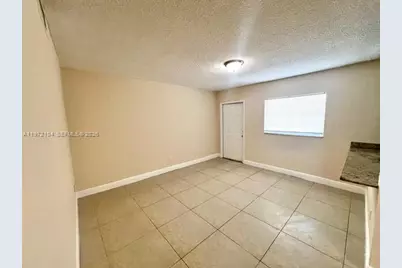 685 NE 85th St #8, Miami, FL 33138 - Photo 2