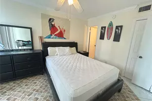 121 Golden Isles Dr, Hallandale Beach, FL 33009 - Photo 10