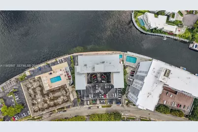 121 Golden Isles Dr #104, Hallandale Beach, FL 33009 - Photo 18