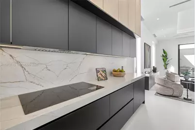 11395 SW 88th Ave, Miami, FL 33176 - Photo 12