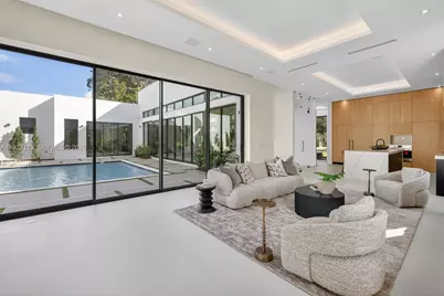 11395 SW 88th Ave, Miami, FL 33176 - Photo 10