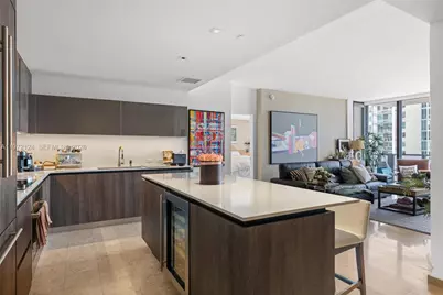 68 SE 6th St #3209, Miami, FL 33131 - Photo 8