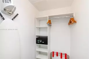 2602 E Hallandale Beach Blvd, Hallandale Beach, FL 33009 - Photo 18