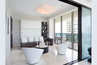 5875 Collins Ave #1008, Miami Beach, FL 33140 - Photo 8