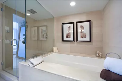 5875 Collins Ave #1008, Miami Beach, FL 33140 - Photo 18