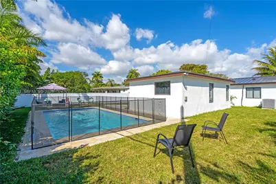 348 NE 117th St, Miami, FL 33161 - Photo 40