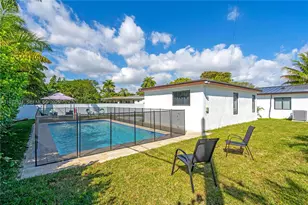 348 NE 117th St, Miami, FL 33161 - Photo 40