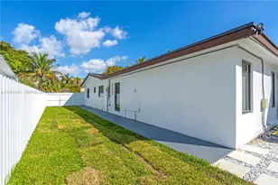 348 NE 117th St, Miami, FL 33161 - Photo 40
