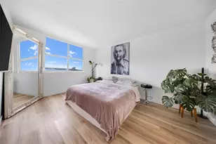 300 Bayview Dr, Sunny Isles Beach, FL 33160 - Photo 24
