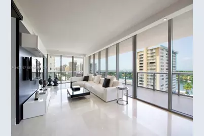 5875 Collins Ave #1008, Miami Beach, FL 33140 - Photo 4