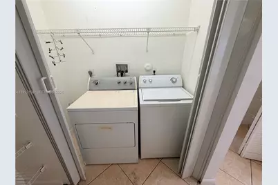 1818 Racquet Ct, North Lauderdale, FL 33068 - Photo 12