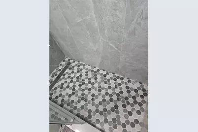 1067 W 37th St, Hialeah, FL 33012 - Photo 34