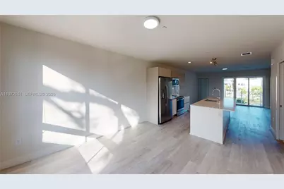 2555 NE 193rd St #2224, Miami, FL 33180 - Photo 6