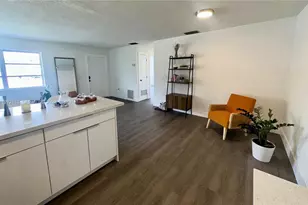9040 NW 26th Pl Sunrise Golf Village, Sunrise, FL 33322 - Photo 4