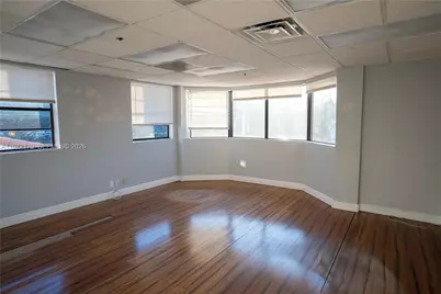 5969 NW 151st St, Miami Lakes, FL 33014 - Photo 8