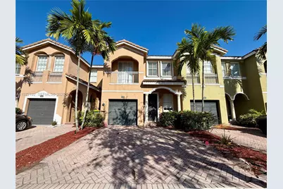 1385 SE 26th Ave, Homestead, FL 33035 - Photo 1