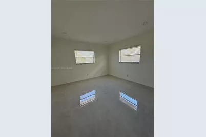 [Address not provided], Hallandale Beach, FL 33009 - Photo 6
