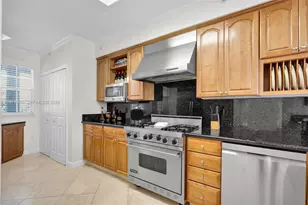 101 Gulfview Dr Islam 101 Gulfview Dr, Islamorada, FL 33036 - Photo 8