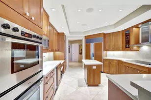 21200 Point Pl, Aventura, FL 33180 - Photo 30