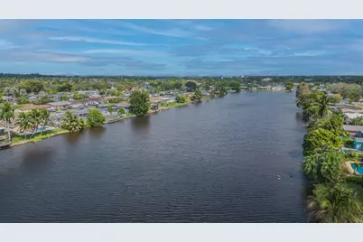 11901 NW 31st Pl, Sunrise, FL 33323 - Photo 24