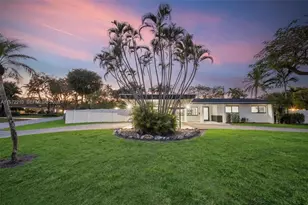 8201 SW 151st St, Palmetto Bay, FL 33158 - Photo 34