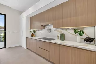 2709 NE 25th Ct, Fort Lauderdale, FL 33305 - Photo 10