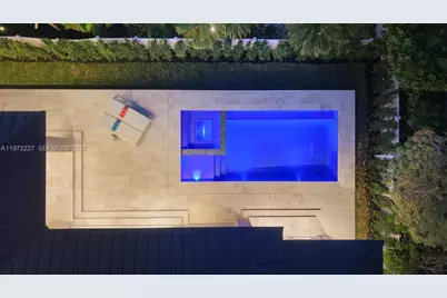 2709 NE 25th Ct, Fort Lauderdale, FL 33305 - Photo 4