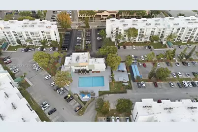 200 177th Dr #409, Sunny Isles Beach, FL 33160 - Photo 4