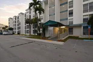 200 177th Dr, Sunny Isles Beach, FL 33160 - Photo 14