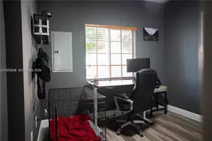 7941 Catalina Cir, Tamarac, FL 33321 - Photo 8