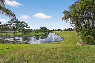 112 Camelot Ct, Royal Palm Beach, FL 33411 - Photo 60