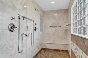 112 Camelot Ct, Royal Palm Beach, FL 33411 - Photo 38