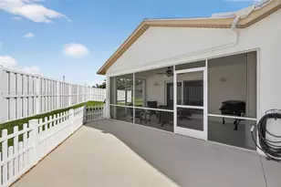 112 Camelot Ct, Royal Palm Beach, FL 33411 - Photo 54