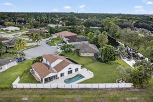 112 Camelot Ct, Royal Palm Beach, FL 33411 - Photo 72