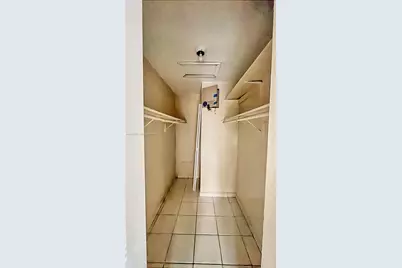 10900 NW 7th St #101, Miami, FL 33172 - Photo 8