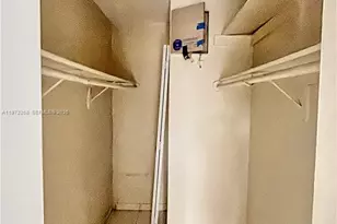 10900 NW 7th St, Miami, FL 33172 - Photo 8